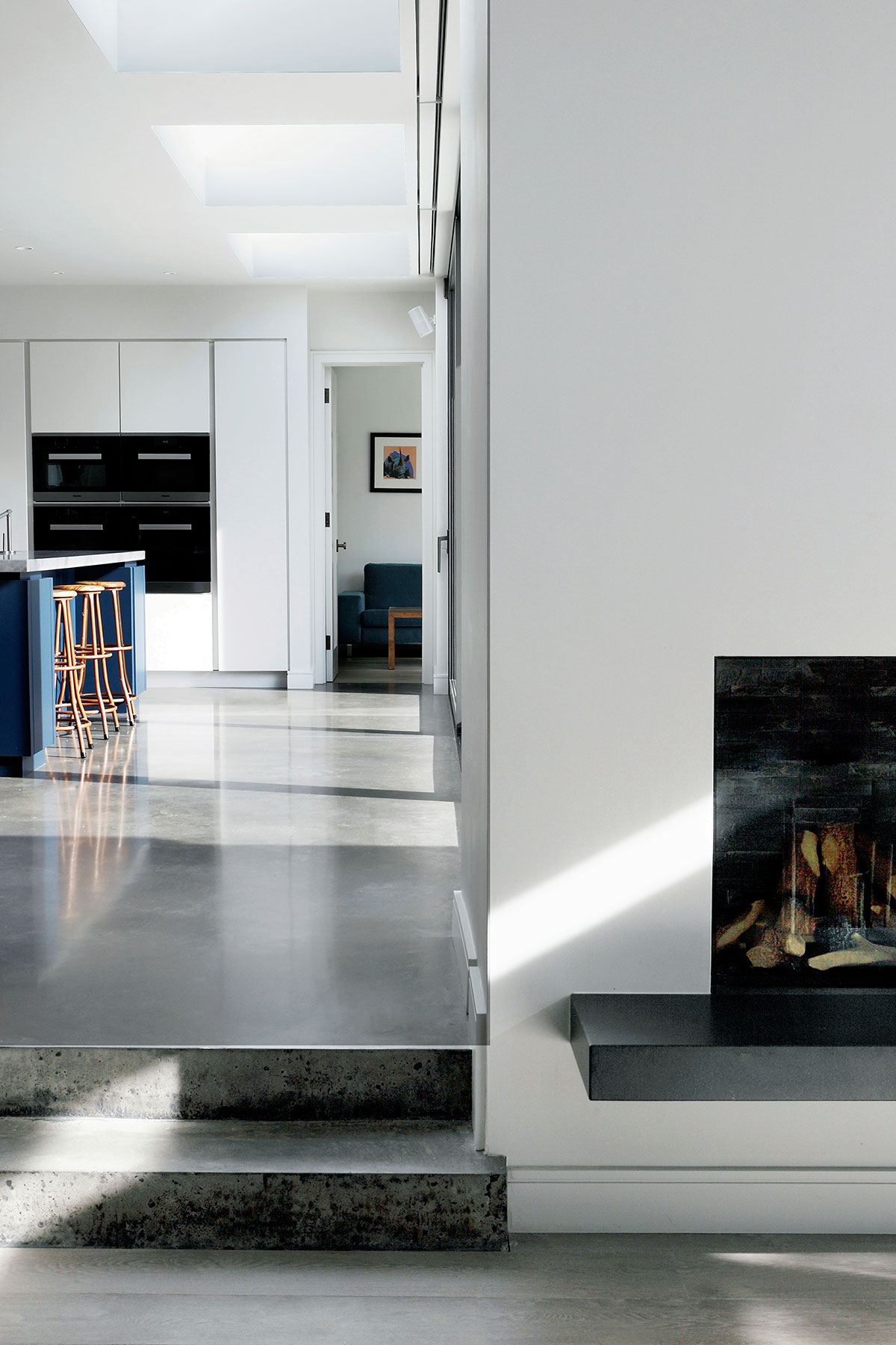 DMVF Architects Brand Photography: Kitchen image by Ruth Maria Murphy